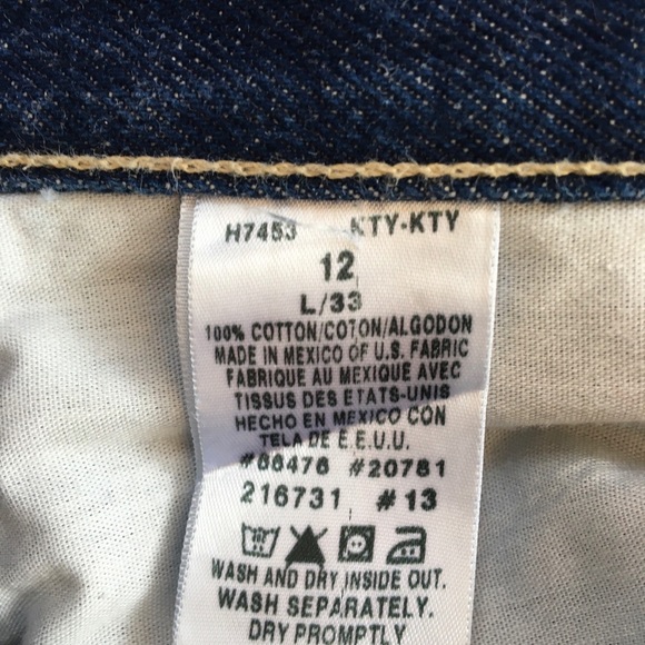 Vintage Tommy Hilfiger relaxed fit jeans! - Picture 8 of 8